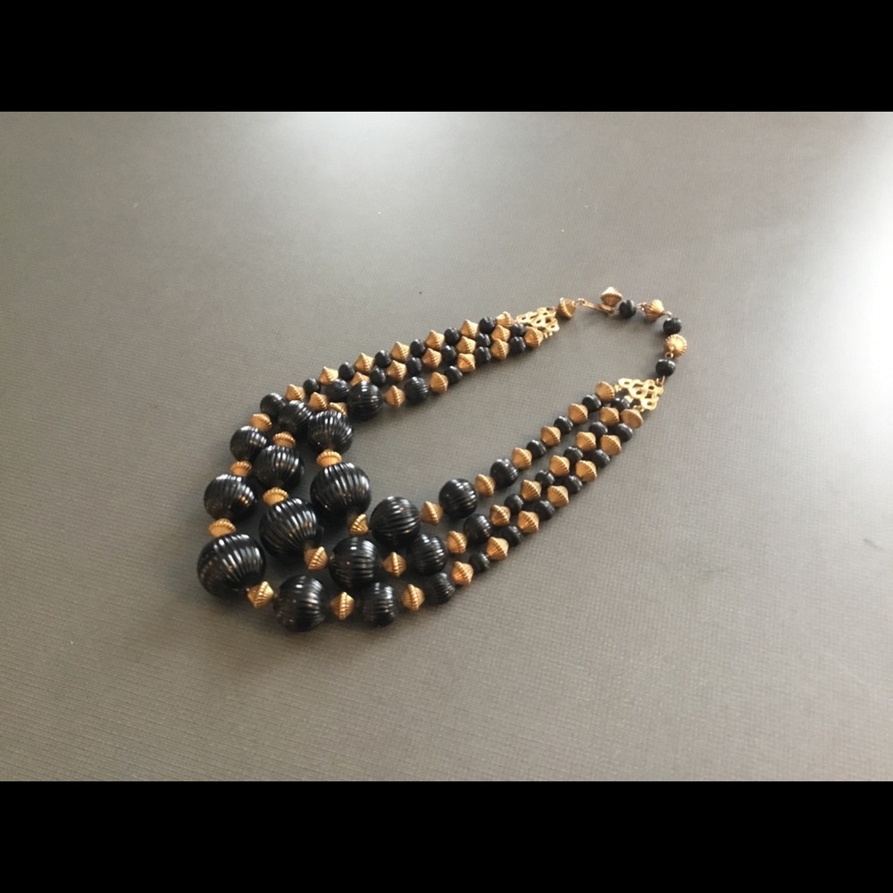 Beautiful Classic Beaded Necklace